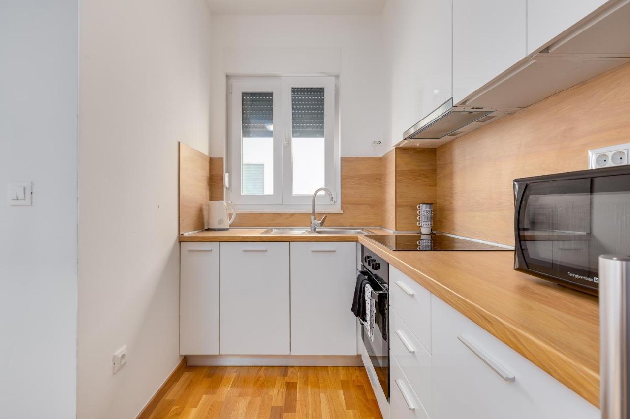 Apartment Roni + Besplatan Parking Zadar Dış mekan fotoğraf